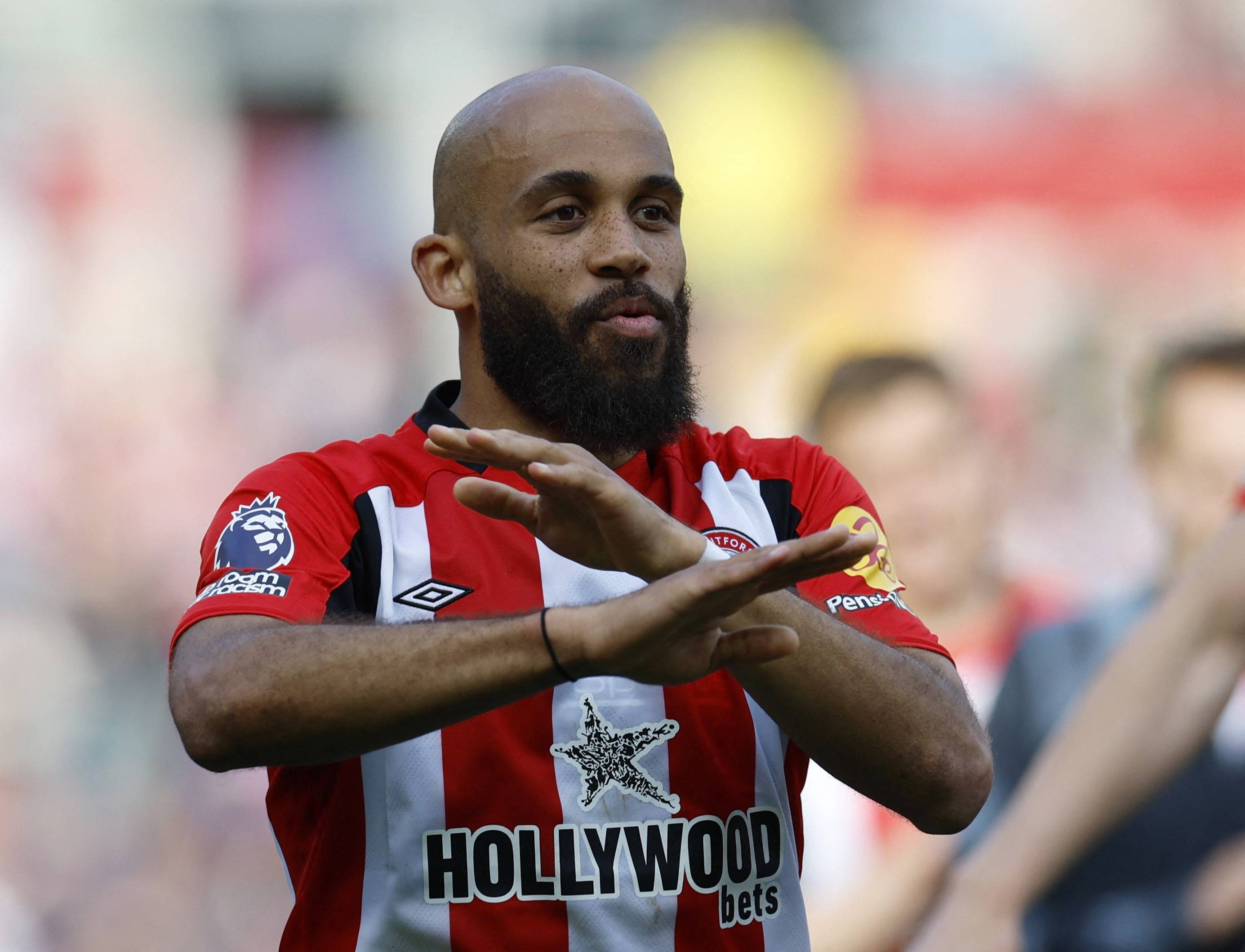 电讯报：曼联视姆贝莫为锋线头号引援人选，球员身价6000万镑