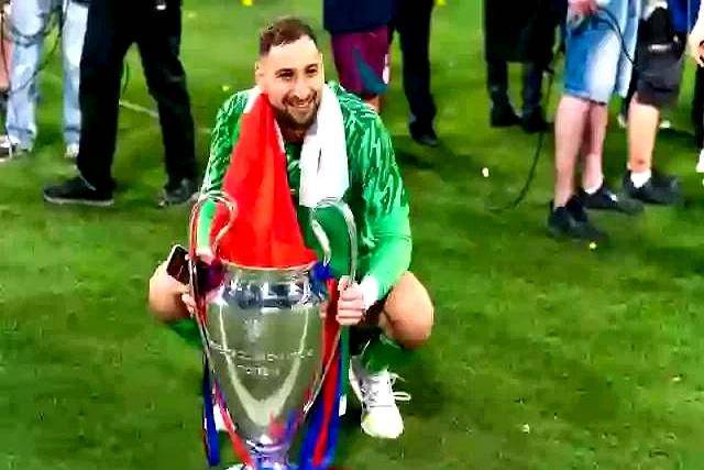 曼城和曼联在巴黎圣日耳曼夺得欧冠冠军数小时后“盯上”其巨星