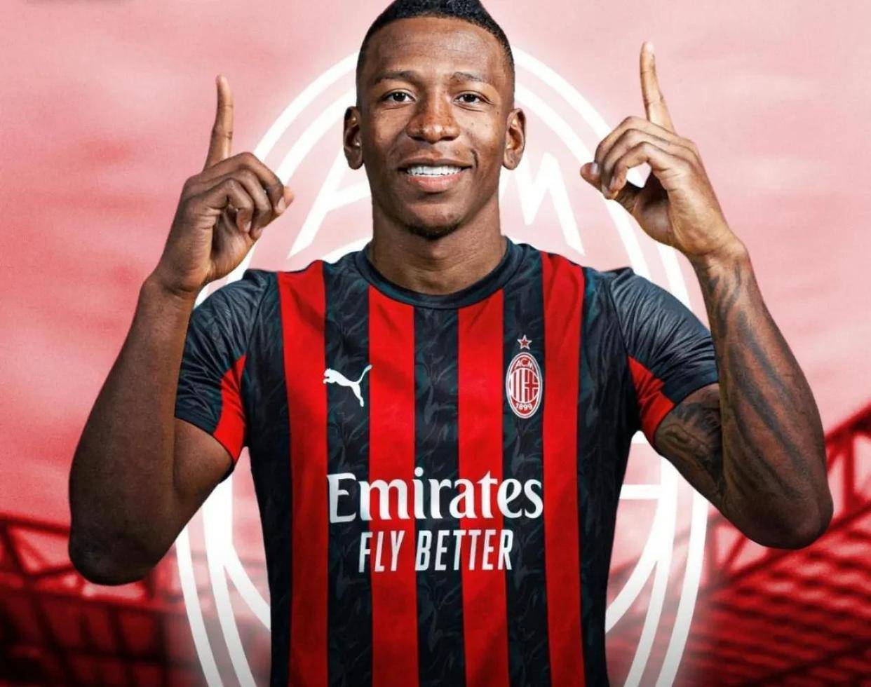 意甲转会大地震！穆帅欲签恰20米兰马竞补强埃基蒂克签约6年